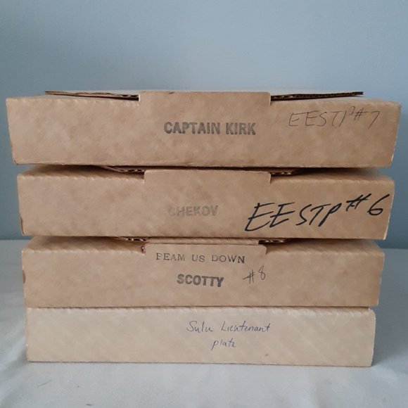 Four 1980's Ernst Star Trek Collector Plates; Beam Us Down, Kirk, Chekov, Sulu - Picture 11 of 11